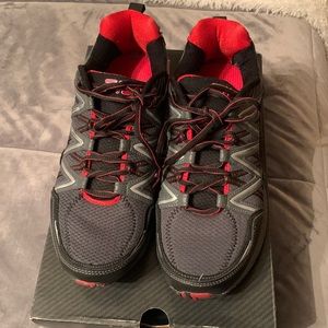 Black/gray/red Fila Shoes